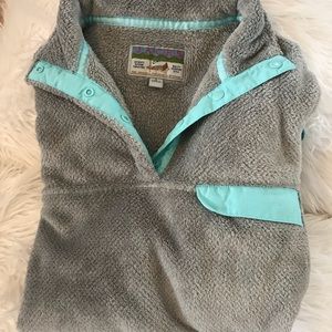 Patagonia looking sweater